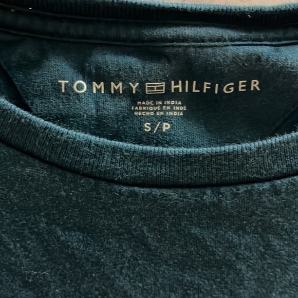 Tommy Hilfiger Tee with pocket, size small, colour dark teal - Picture 2 of 4